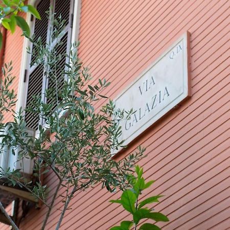Appartamento Di Charme San Giovanni - Colosseo Roma Exterior foto