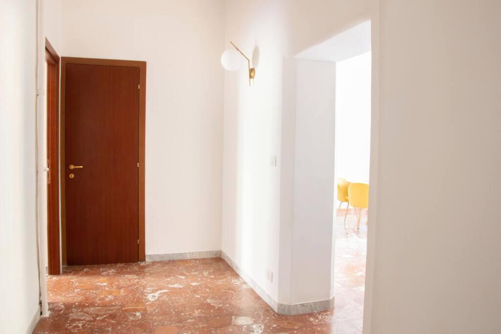 Appartamento Di Charme San Giovanni - Colosseo Roma Exterior foto