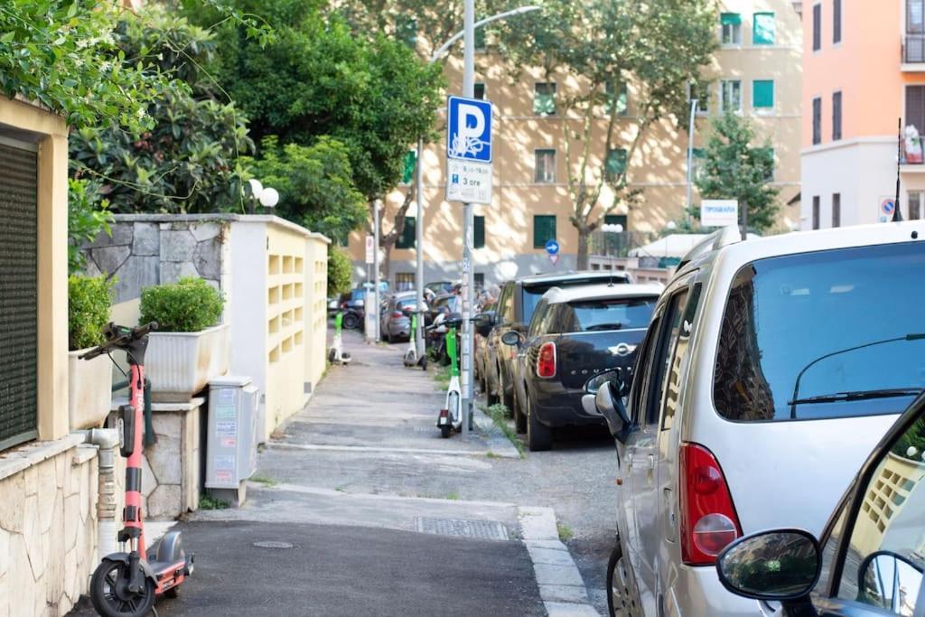 Appartamento Di Charme San Giovanni - Colosseo Roma Exterior foto